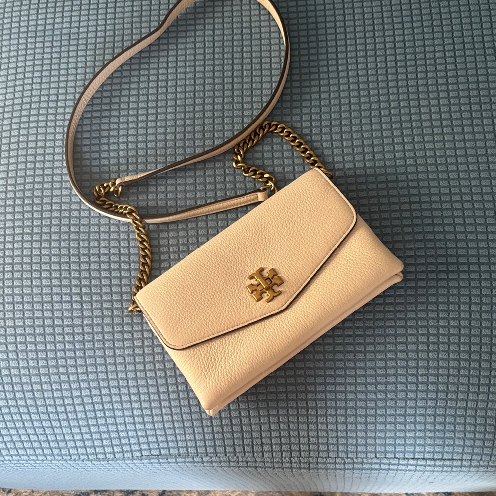 Tory Burch Chain Wallet